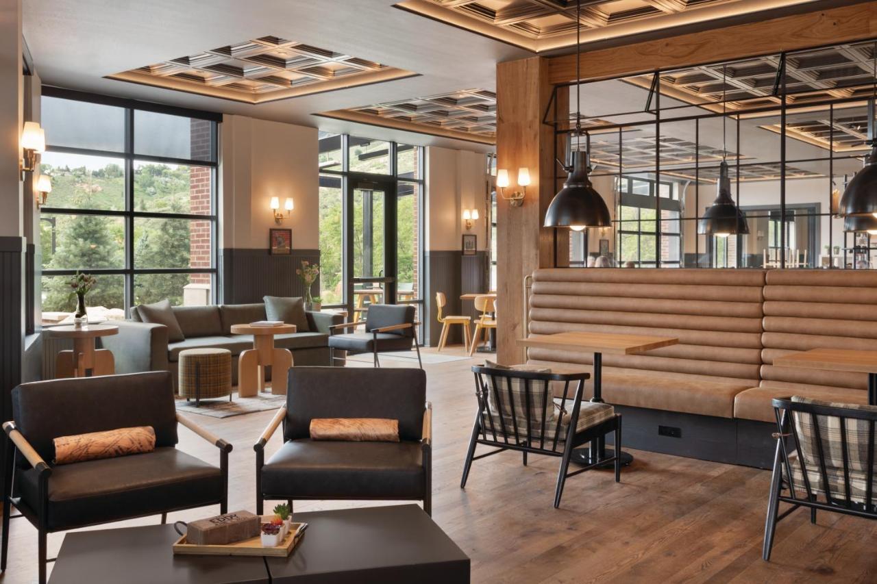 The Eddy Taproom & Hotel Golden Exterior foto